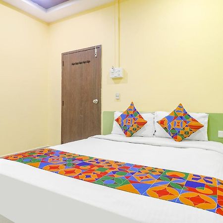 Fabexpress Airport Stay Inn - Nr Hyderabad International Airport, Shamshabad Экстерьер фото