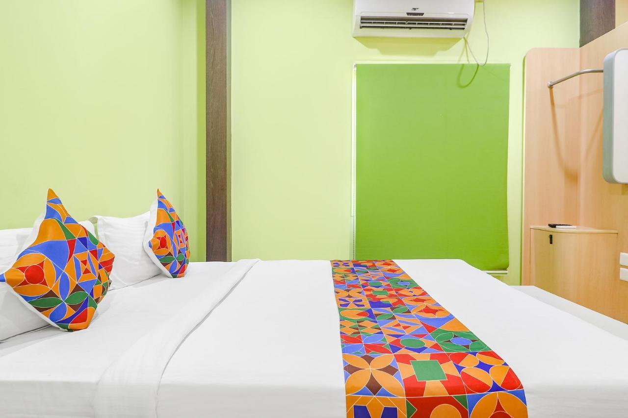 Fabexpress Airport Stay Inn - Nr Hyderabad International Airport, Shamshabad Экстерьер фото