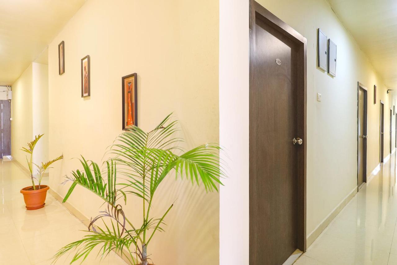 Fabexpress Airport Stay Inn - Nr Hyderabad International Airport, Shamshabad Экстерьер фото